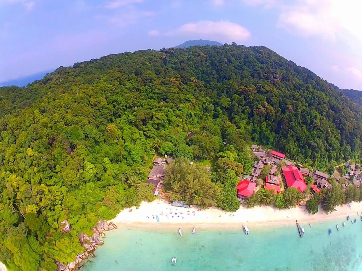 Empire Hotels & Resorts Kampong Pasir Hantu Exterior photo