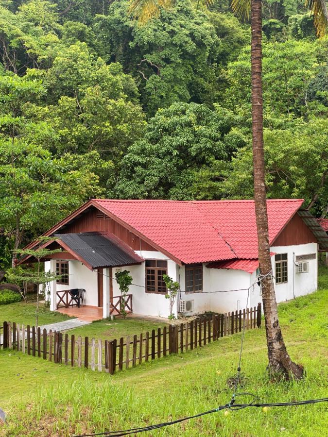 Empire Hotels & Resorts Kampong Pasir Hantu Exterior photo